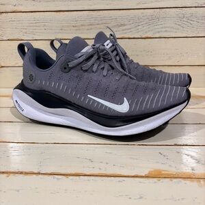 Nike Men's Charcoal Athletic Sneakers